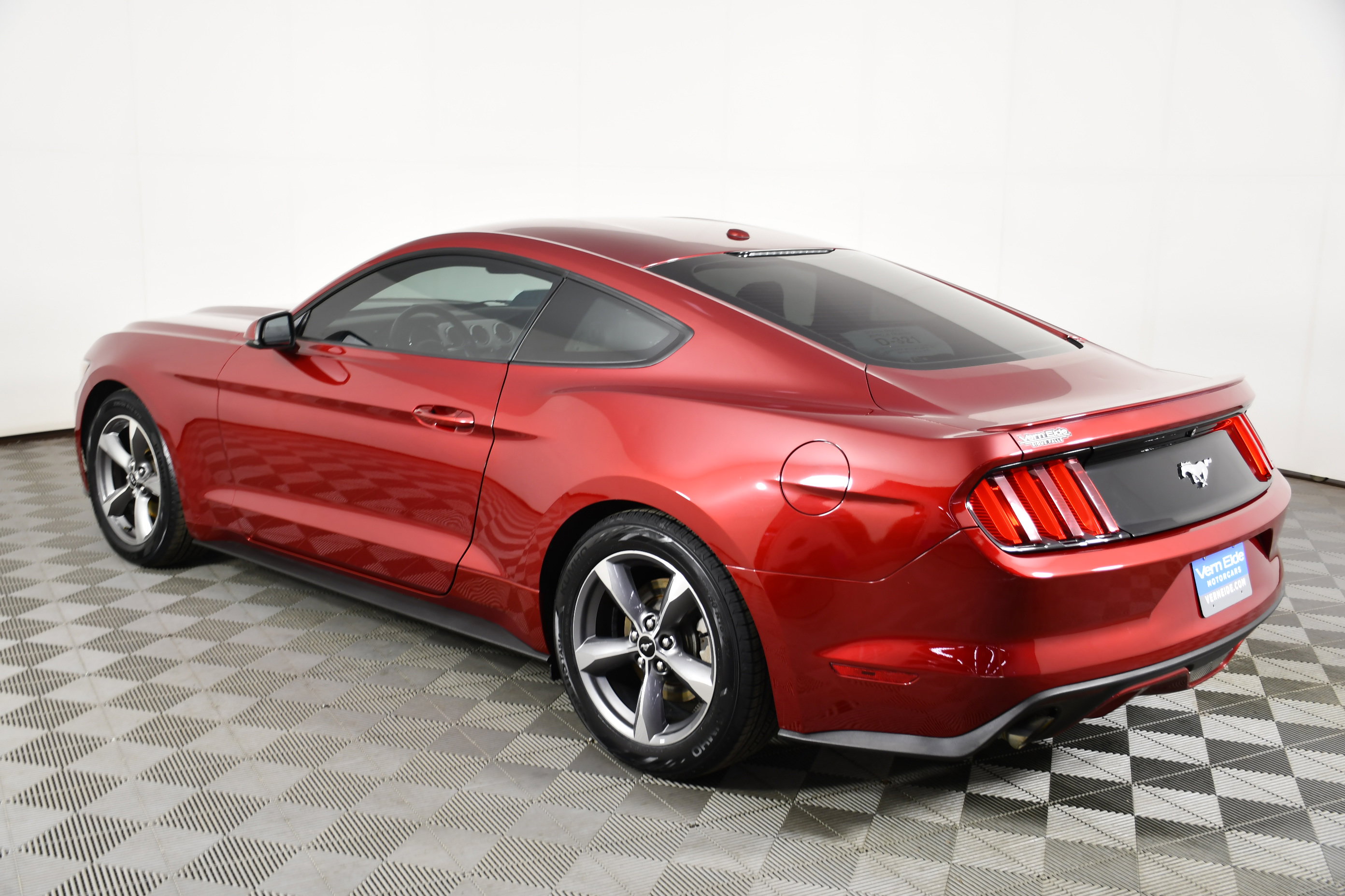 Used 2016 Ford Mustang Premium w/ Equipment Group 201A image 8