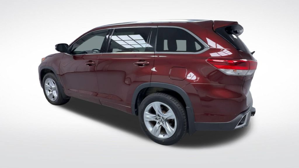 Used 2017 Toyota Highlander Limited AWD/4WD image 8
