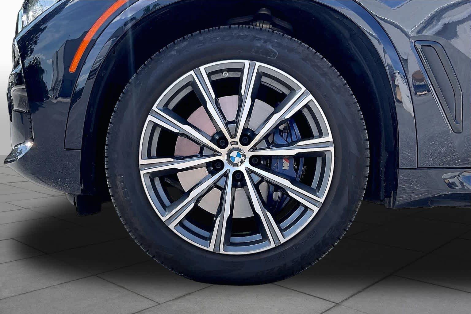 Used 2023 BMW X5 xDrive40i w/ Executive Package AWD/4WD image 10