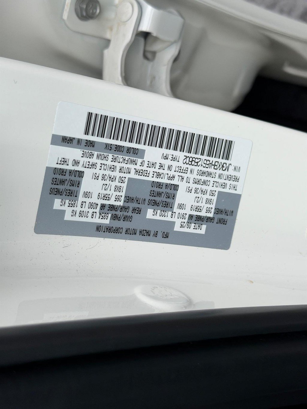 Used 2025 MAZDA CX-90 Plug-In Hybrid w/ Preferred AWD/4WD image 25