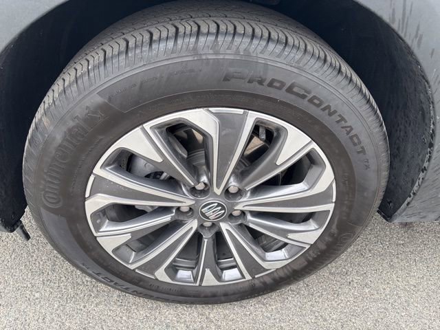 Certified 2025 Buick Envision Preferred image 36