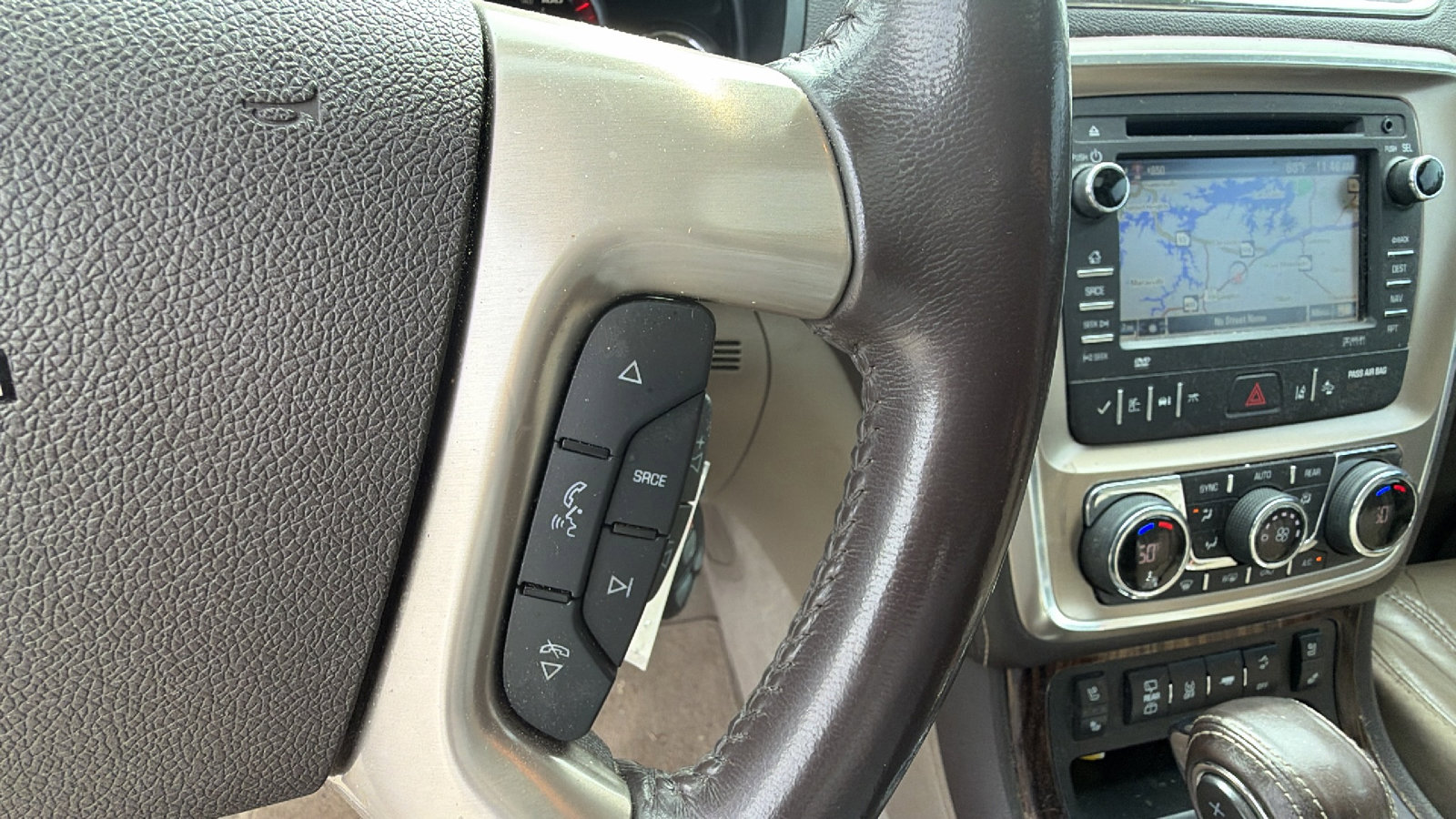 Used 2014 GMC Acadia Denali image 33