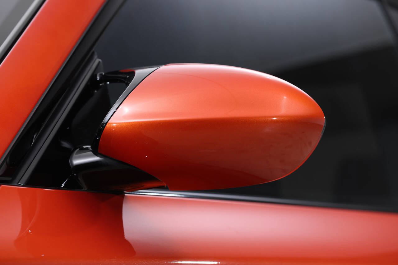 Used 2011 BMW 1 Series M image 36