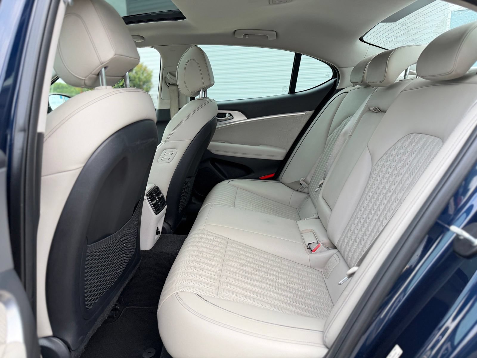 Used 2019 Genesis G70 3.3T Advanced w/ Elite Package RWD image 25