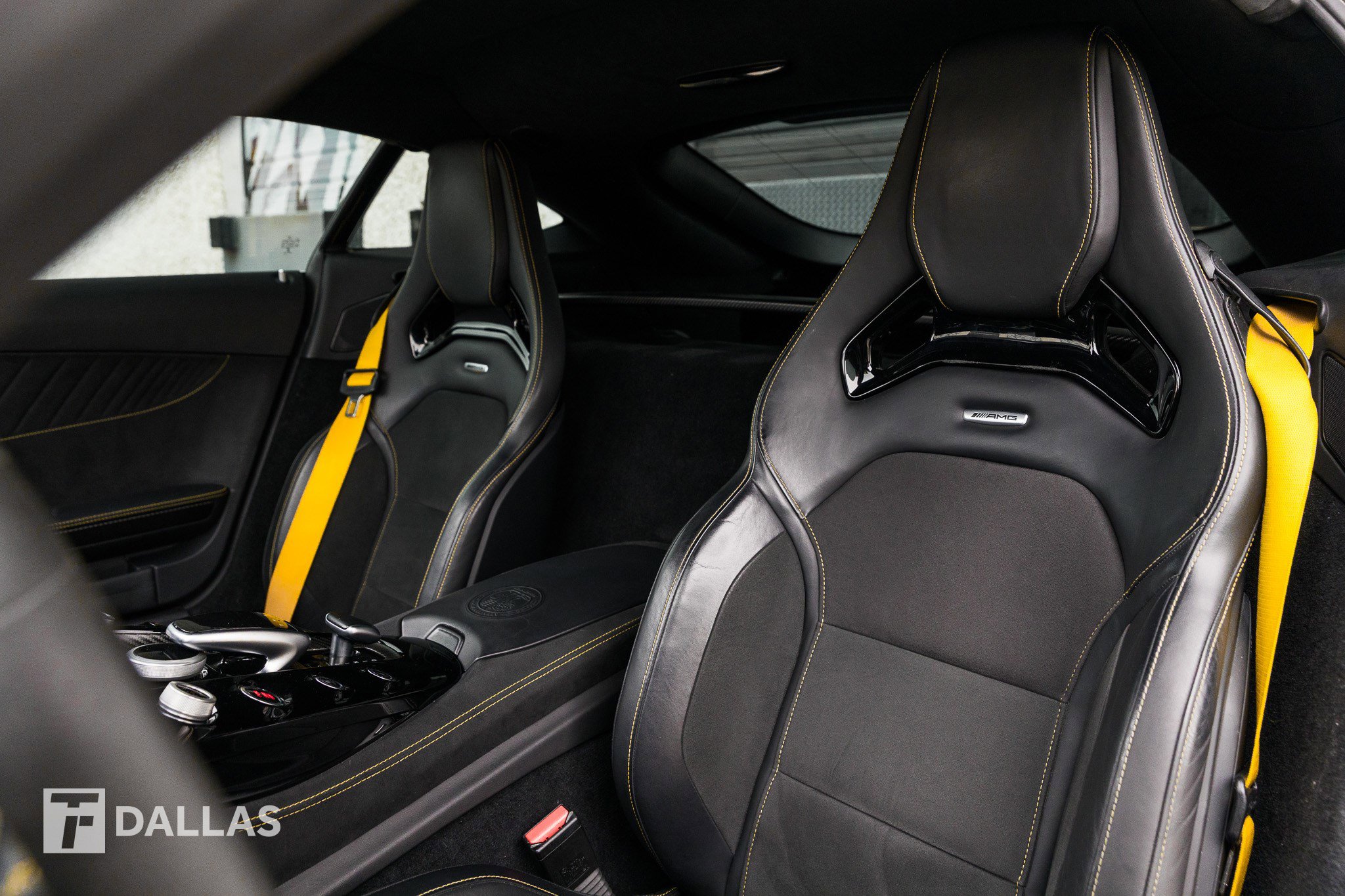 Used 2018 Mercedes-Benz AMG GT R image 27