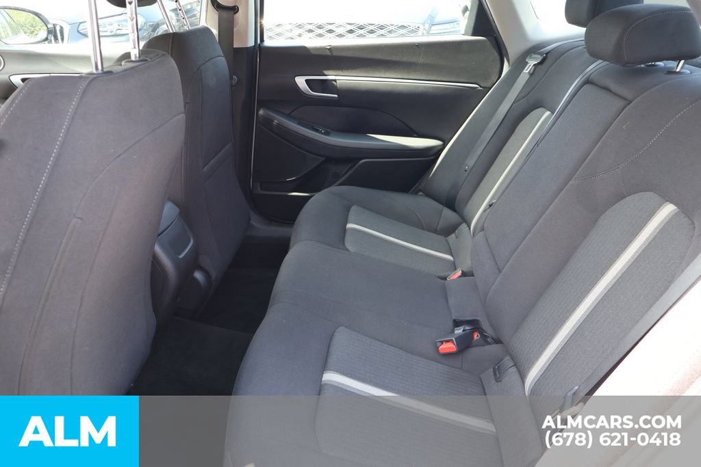 Used 2025 Hyundai Sonata SEL FWD image 17