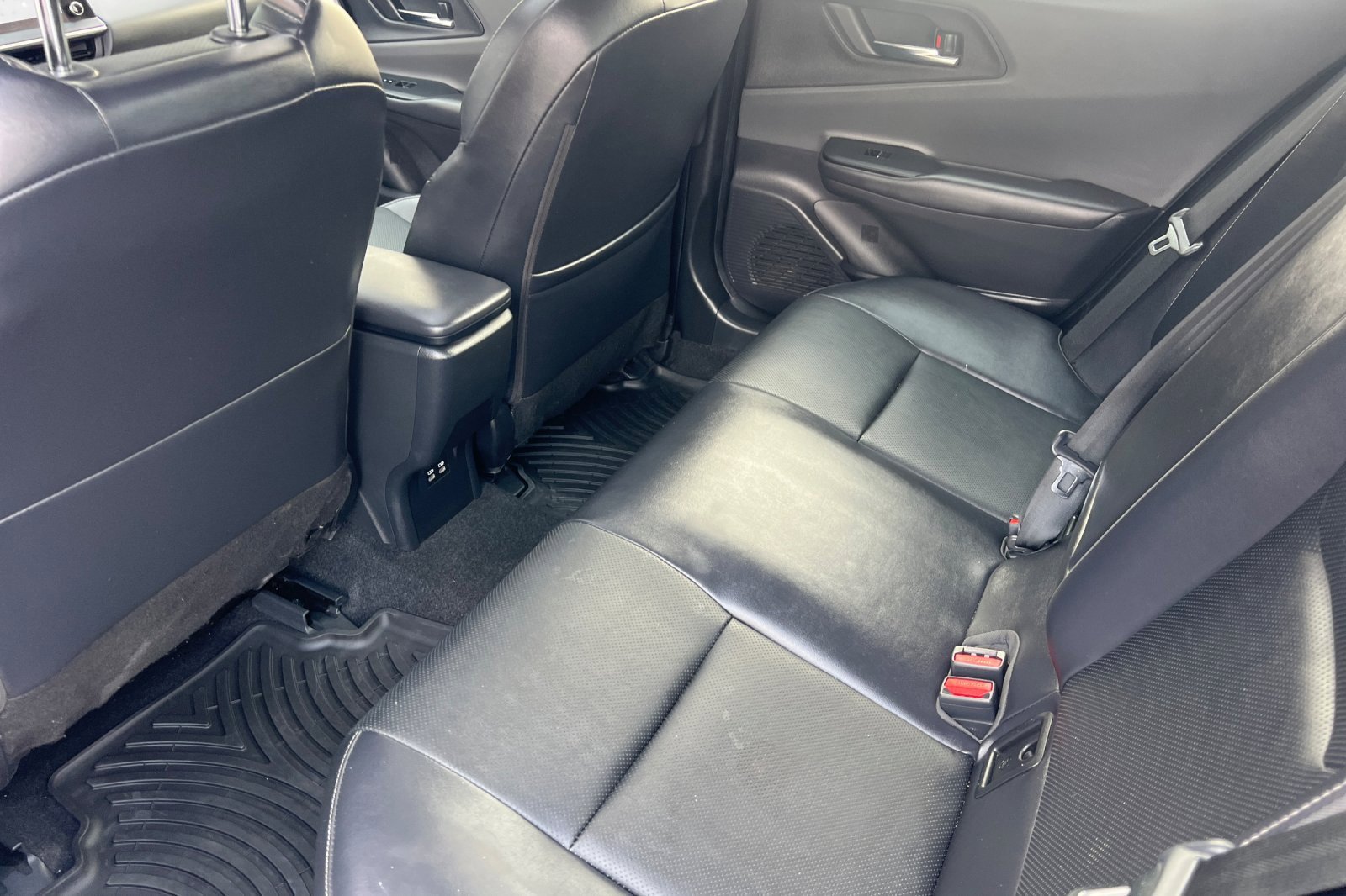 Certified 2024 Toyota Prius Limited image 9