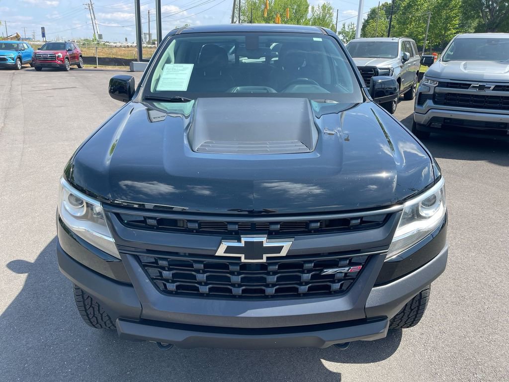 Used 2020 Chevrolet Colorado ZR2 w/ ZR2 Midnight Special Edition image 8