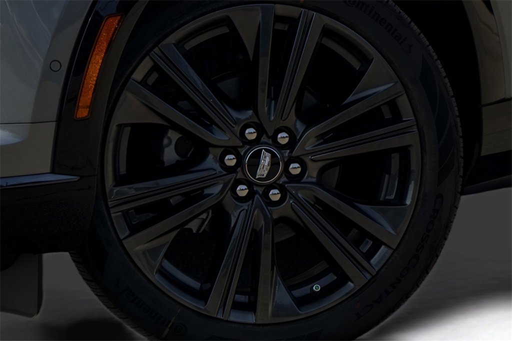 New 2026 Cadillac Optiq Sport 2 image 2