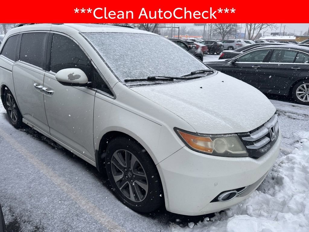 Used 2015 Honda Odyssey Touring Elite image 3