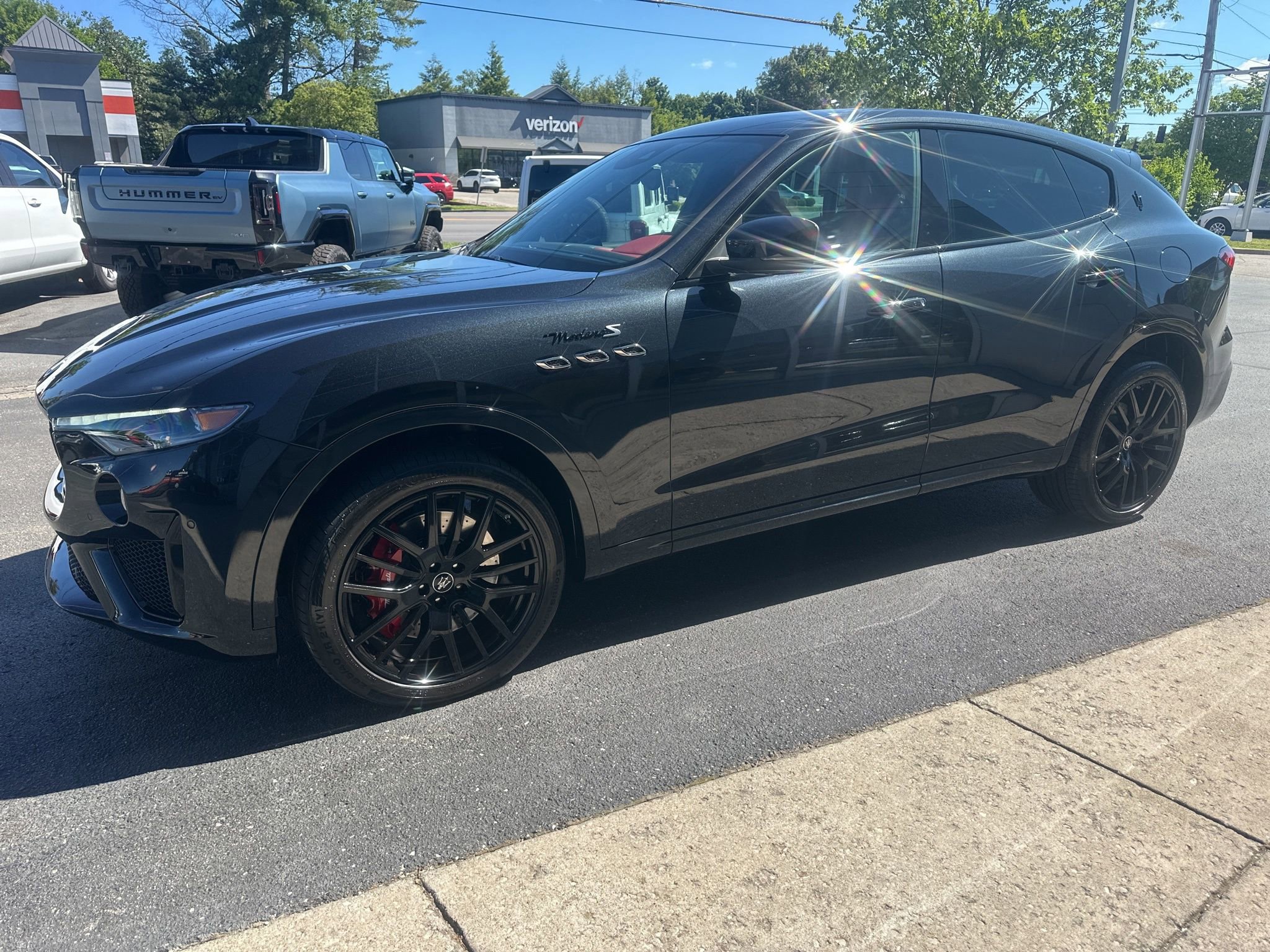 Used 2023 Maserati Levante Modena S AWD/4WD image 8