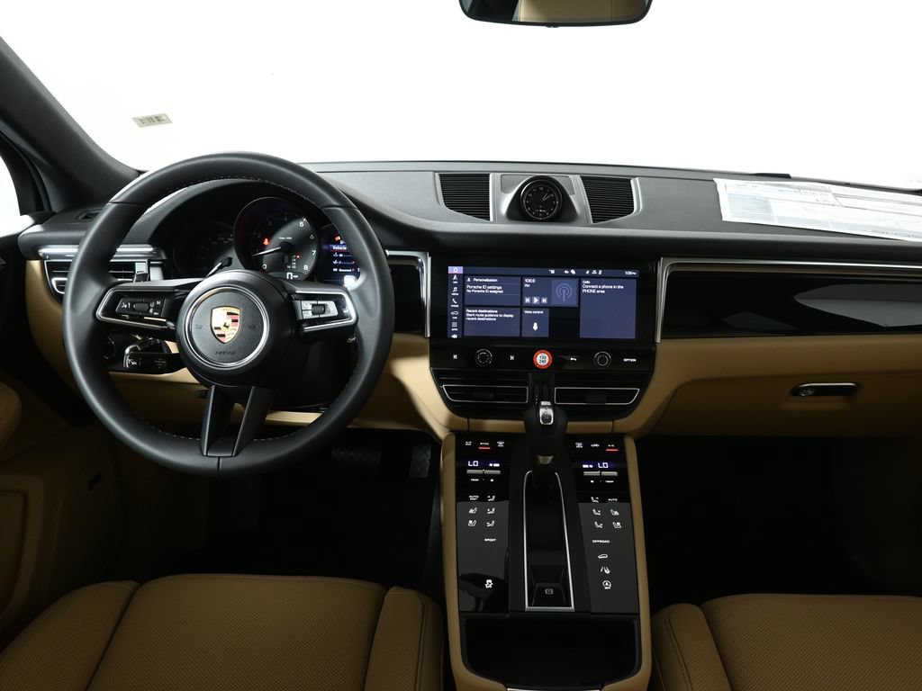 New 2026 Porsche Macan AWD/4WD image 16