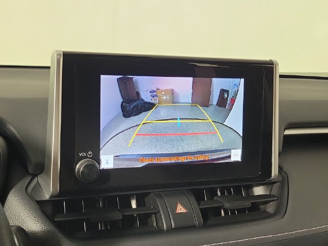 Used 2024 Toyota RAV4 XLE w/ Convenience Package FWD image 30