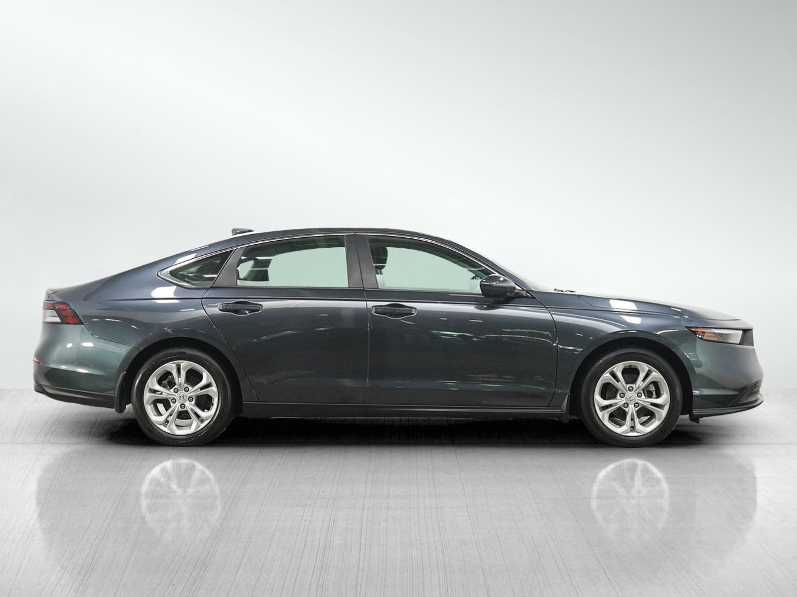 Used 2023 Honda Accord LX image 6
