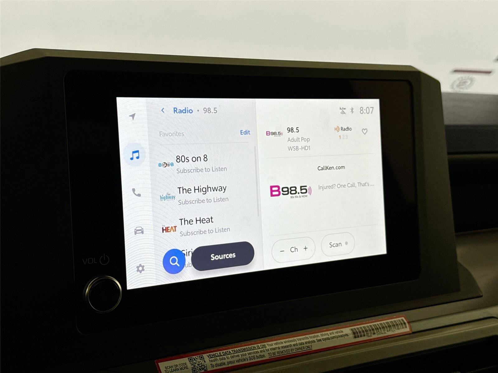 Certified 2025 Toyota Tacoma TRD Off-Road image 21