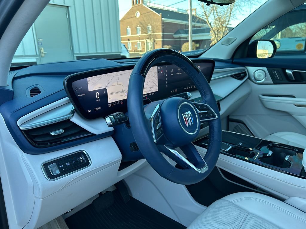 Certified 2025 Buick Enclave Avenir w/ Super Cruise Package image 12