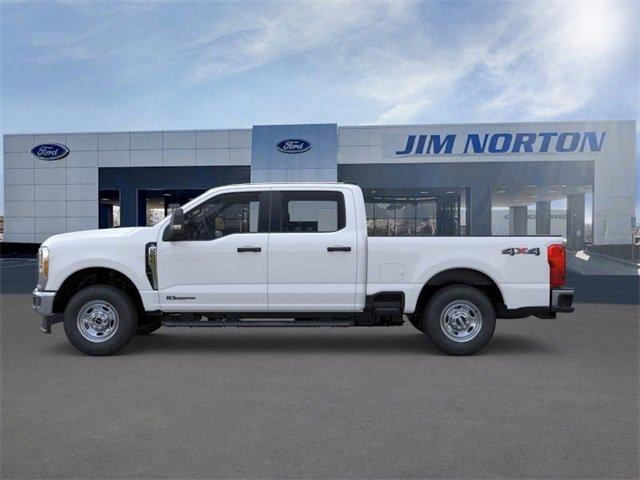 New 2026 Ford F250 XL w/ XL Chrome Package image 3