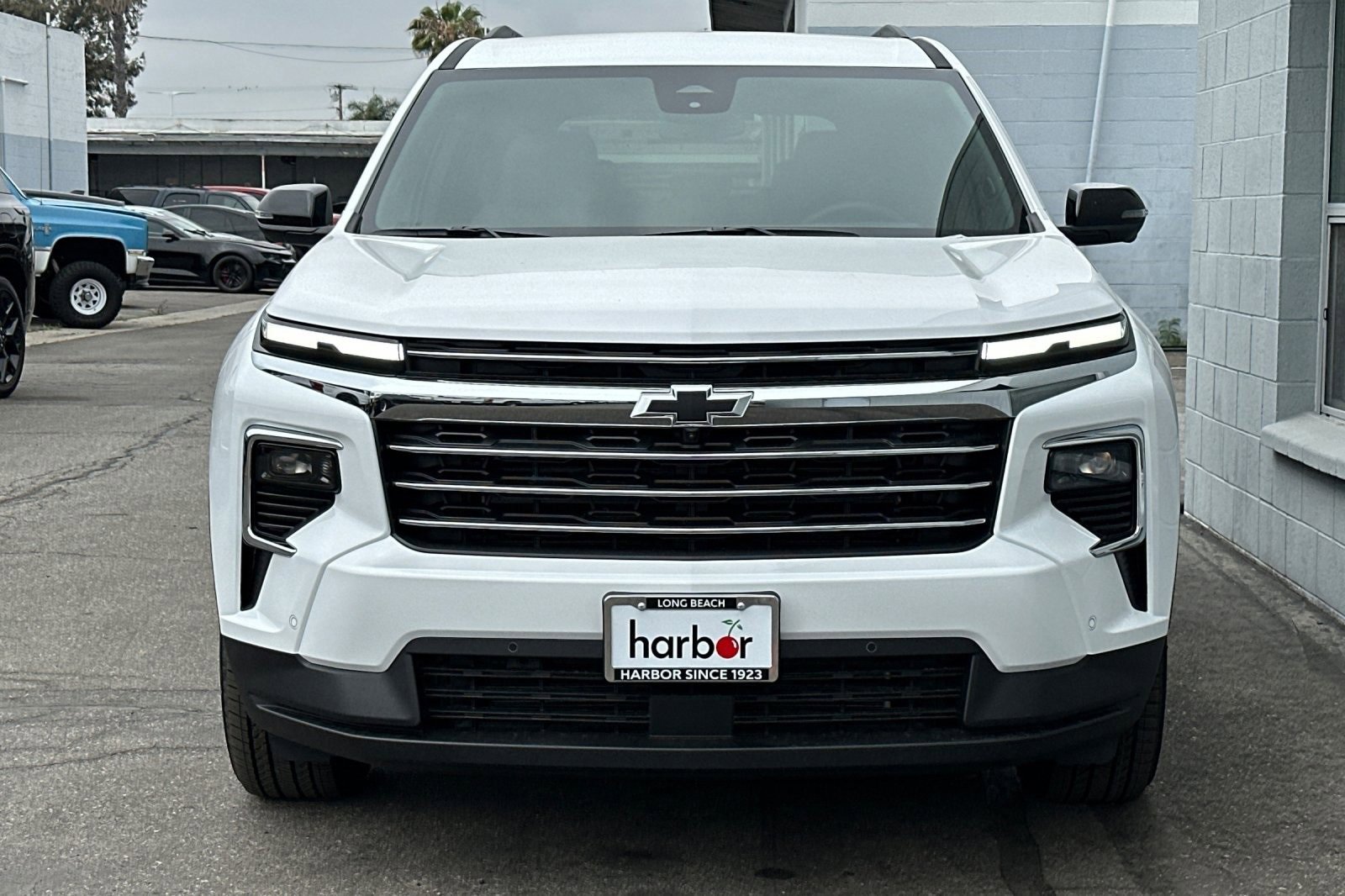 New 2025 Chevrolet Traverse LT w/ Enhanced Driving Package image 9