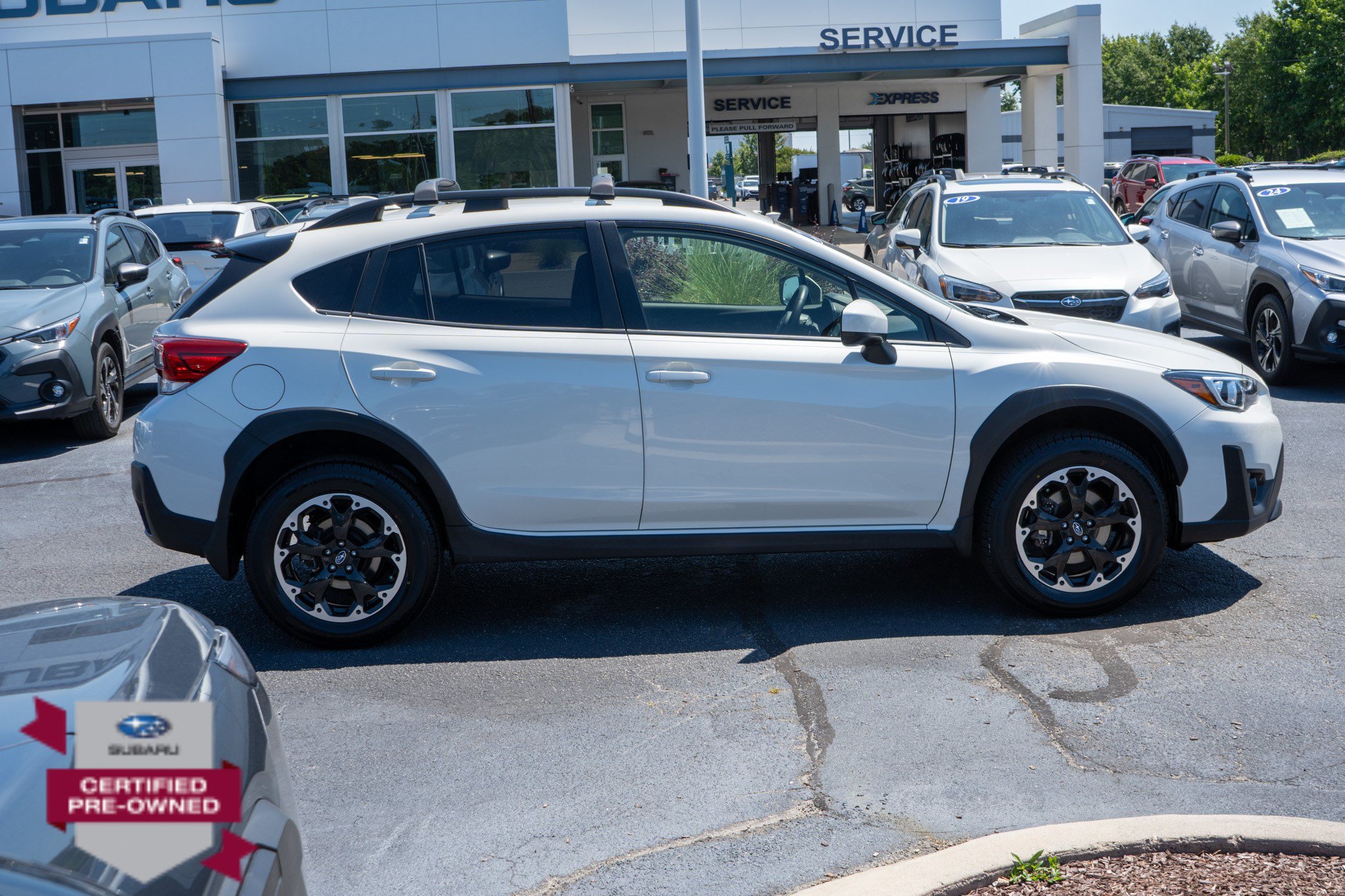 Certified 2022 Subaru Crosstrek 2.0i Premium w/ Popular Package #4A AWD/4WD image 2