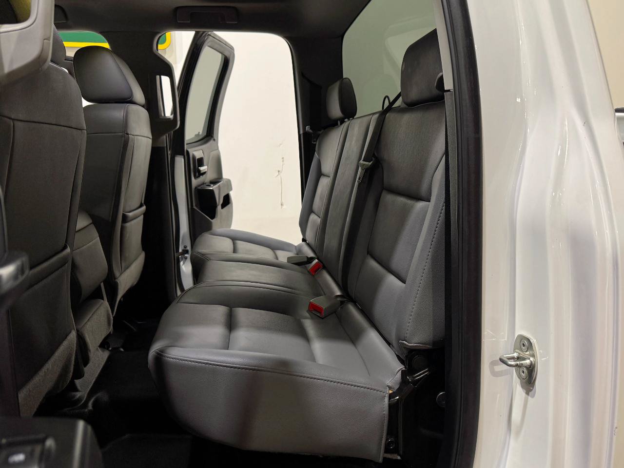 Used 2019 Chevrolet Silverado 2500 W/T AWD/4WD image 15