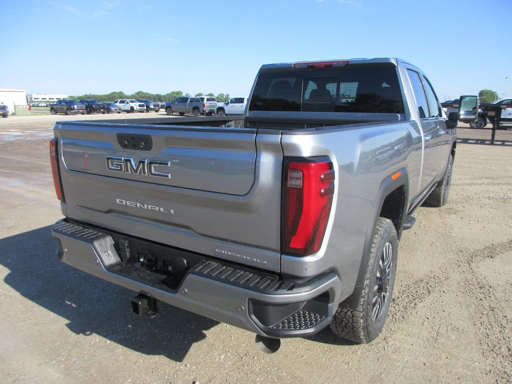 New 2026 GMC Sierra 2500 Denali Ultimate AWD/4WD image 5
