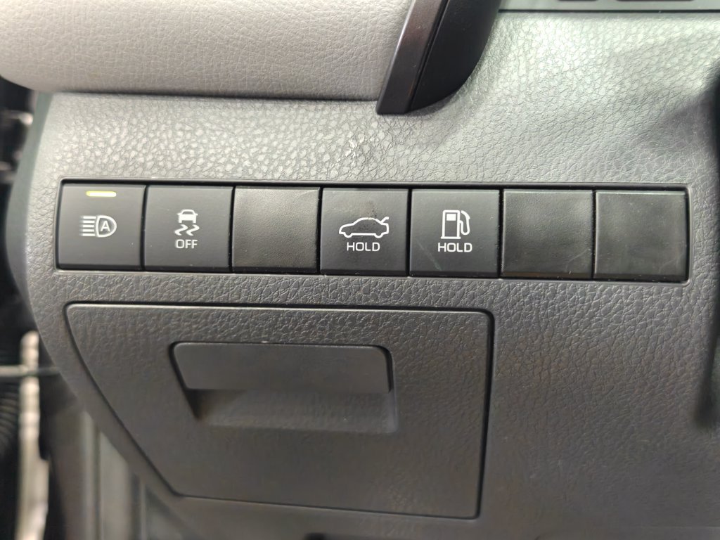 Used 2024 Toyota Camry LE FWD image 34