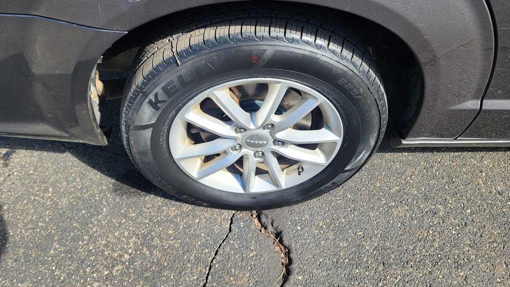 Used 2015 Dodge Grand Caravan SXT image 14