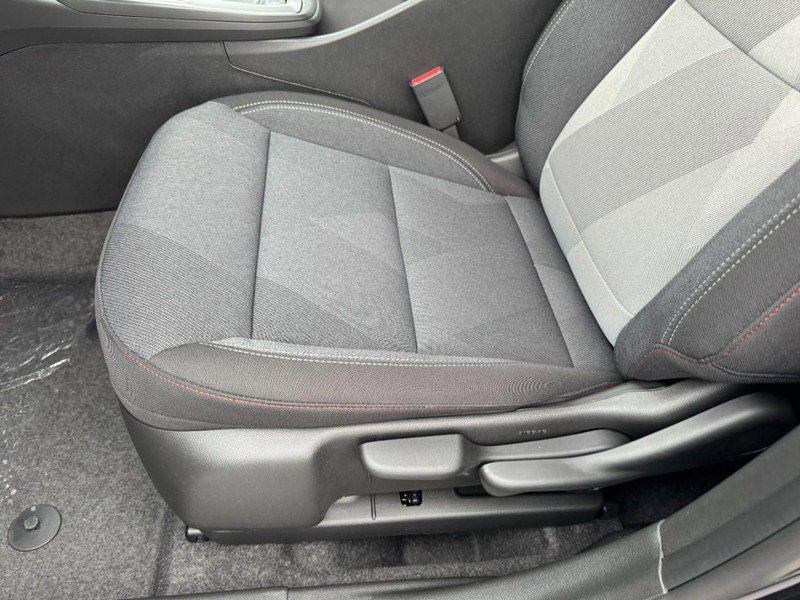 New 2026 Chevrolet Trax RS image 7