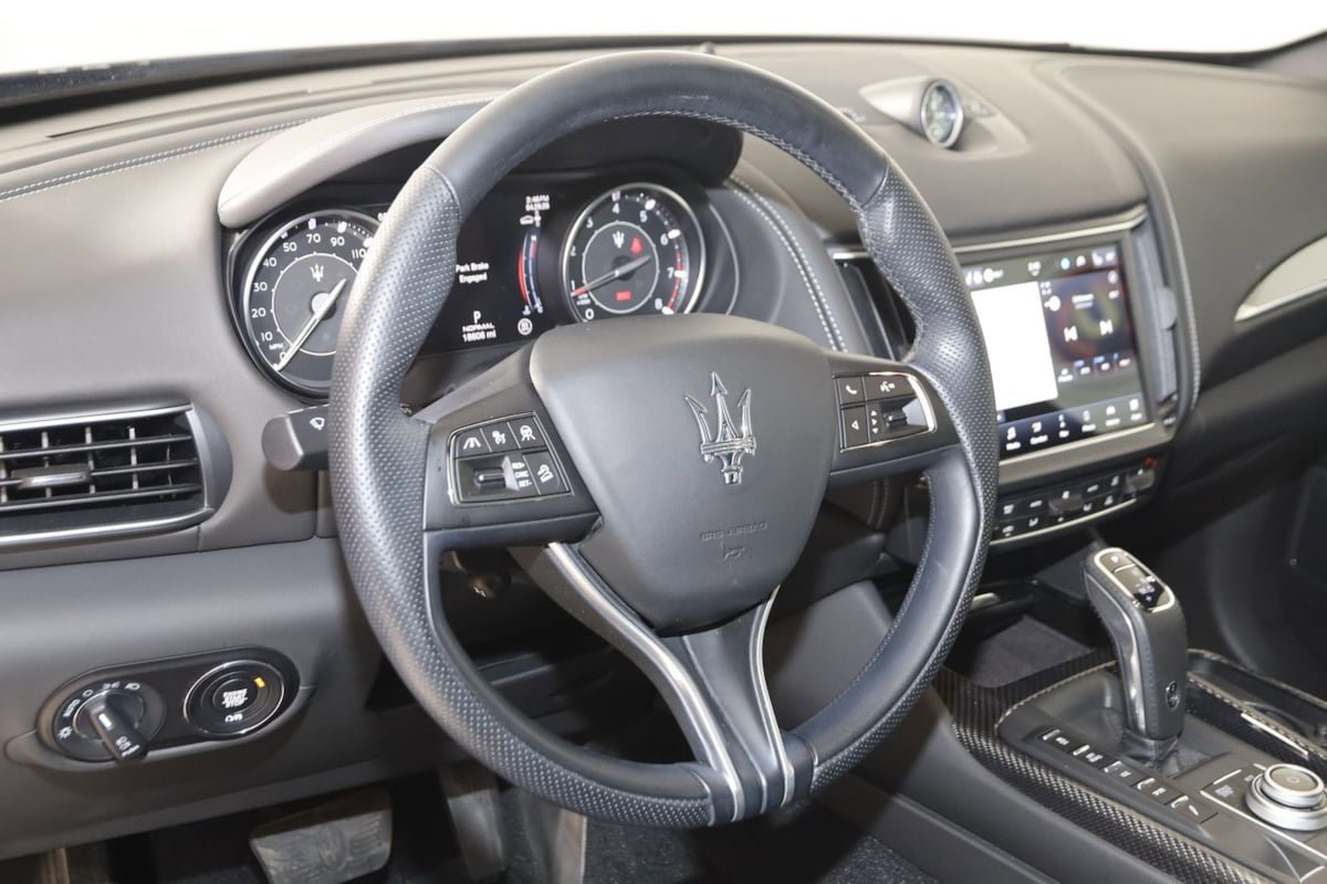 Used 2022 Maserati Levante Modena AWD/4WD image 6