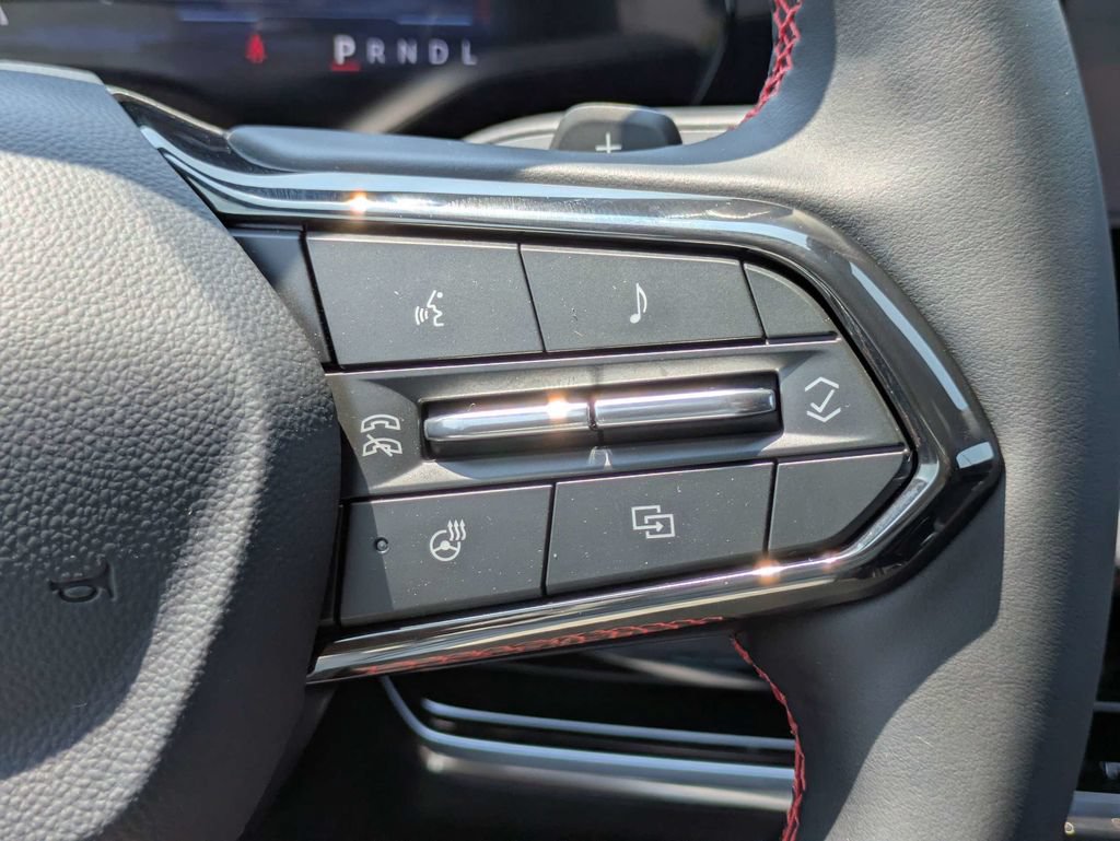 New 2027 Chevrolet Equinox RS w/ Safety and Technology Package FWD image 28
