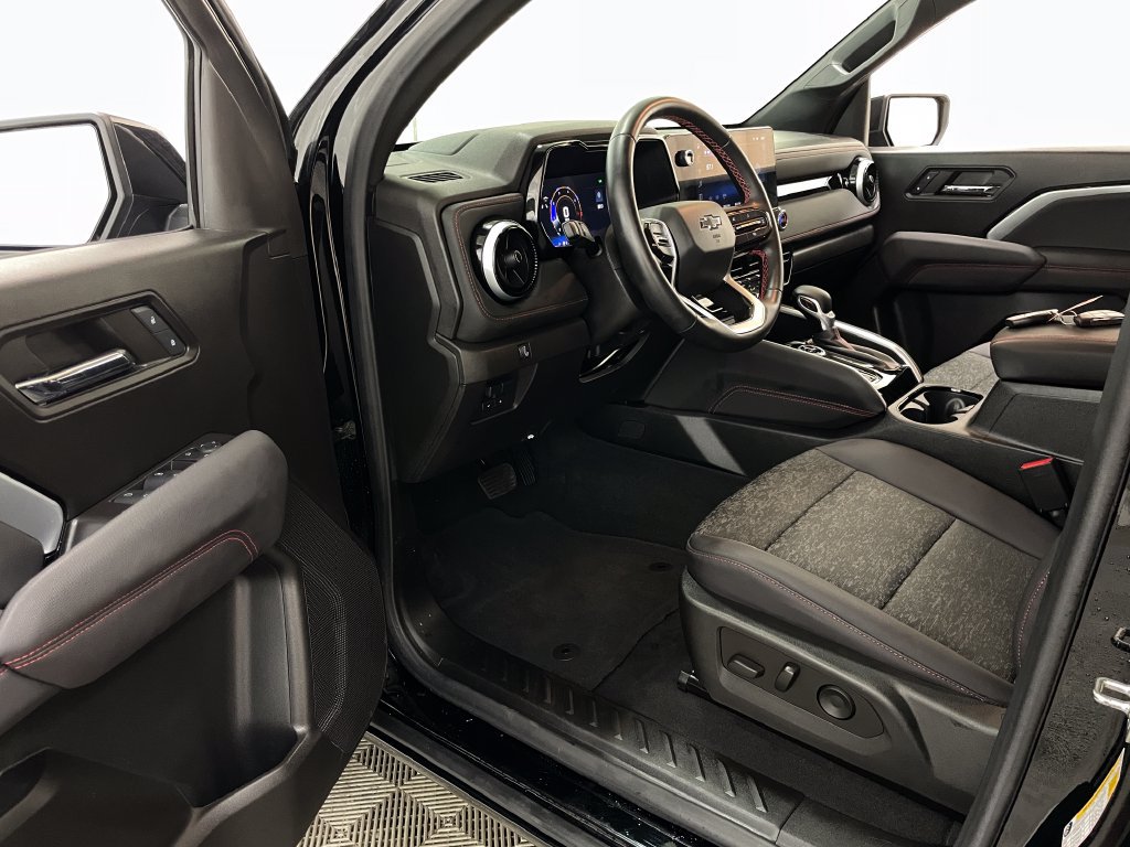 Certified 2024 Chevrolet Colorado Z71 w/ Z71 Convenience Package 2 AWD/4WD image 21