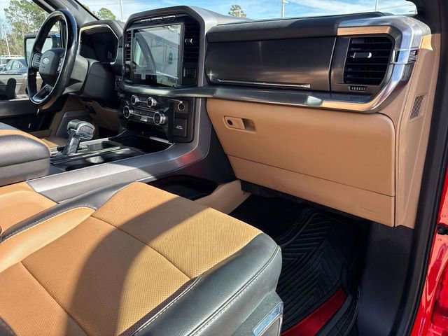 Used 2021 Ford F150 Lariat w/ Max Trailer Tow Package image 16