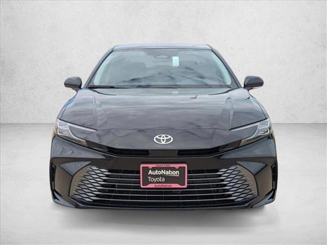 Used 2026 Toyota Camry XLE image 6
