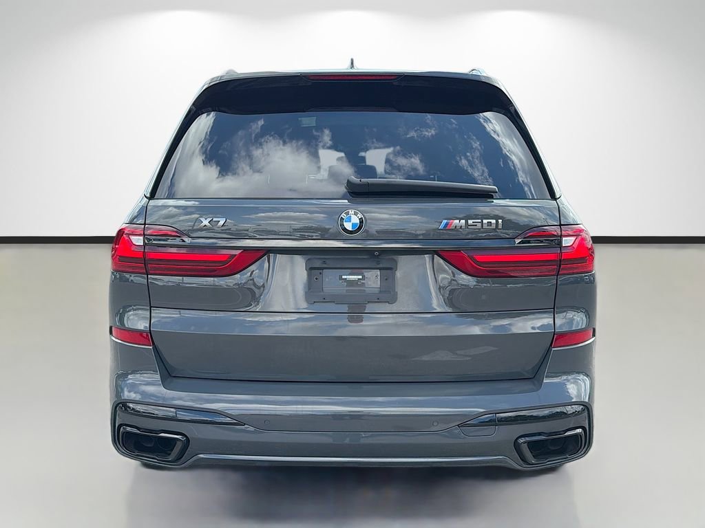 Used 2022 BMW X7 M50i w/ Executive Package image 4