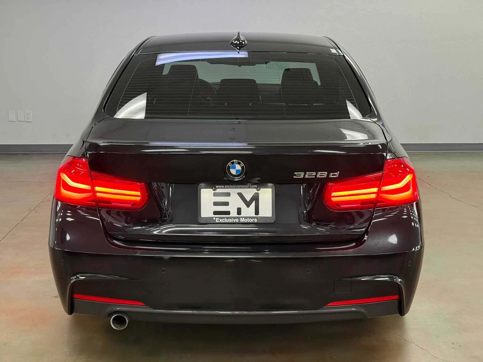 Used 2018 BMW 328d Sedan image 8