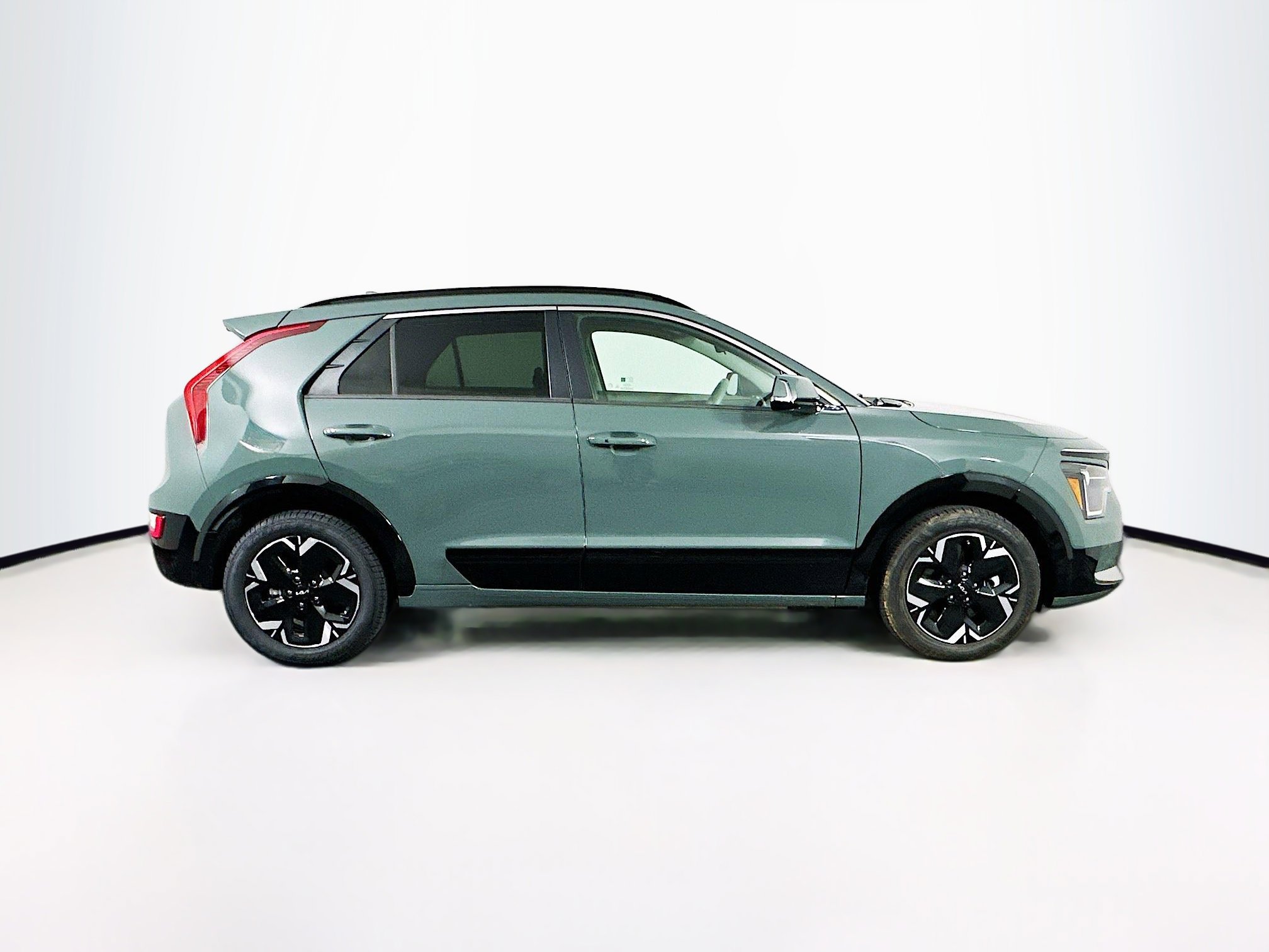 Used 2023 Kia Niro Wind FWD image 10
