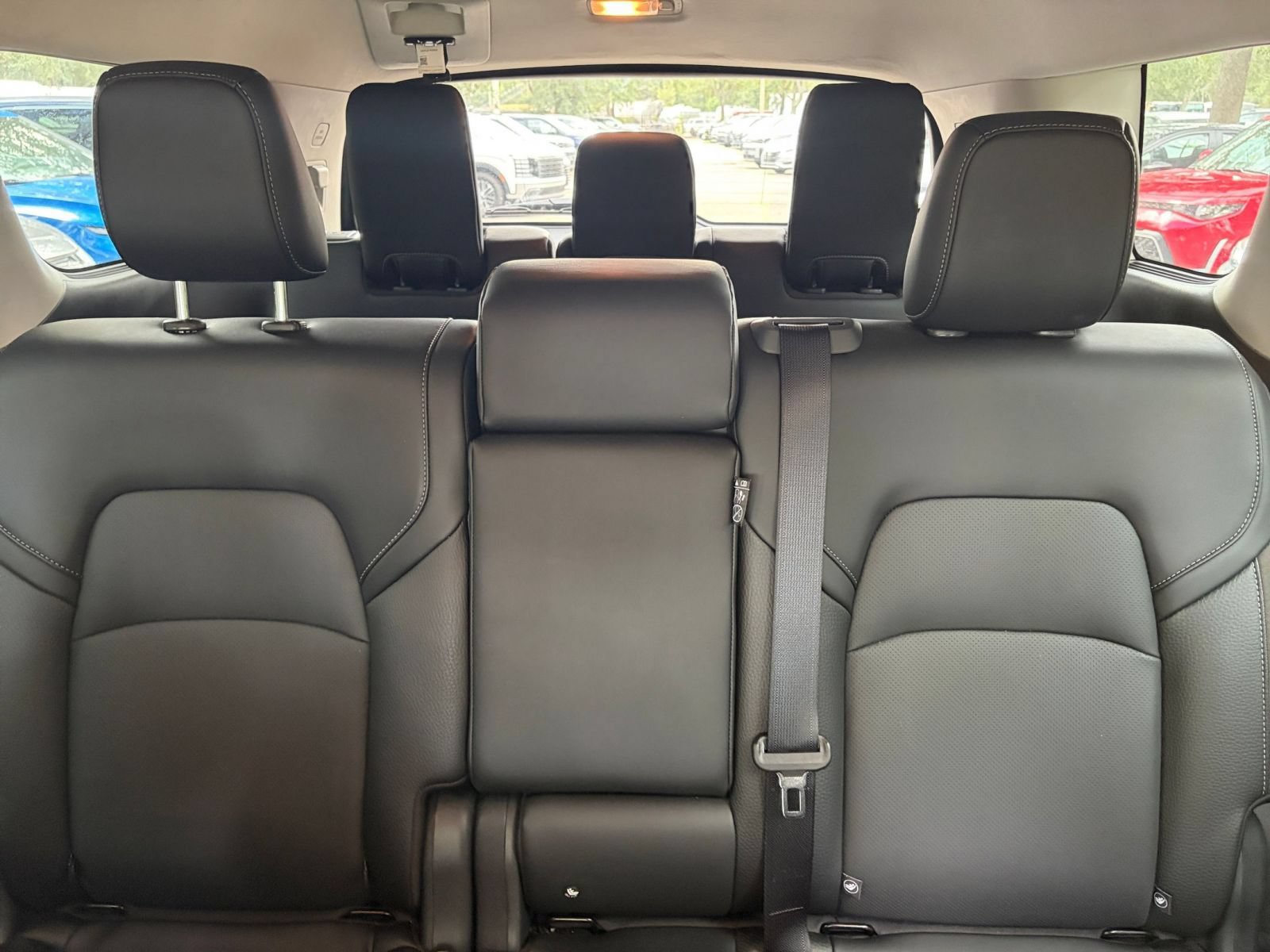 Used 2026 Nissan Pathfinder SL FWD image 40