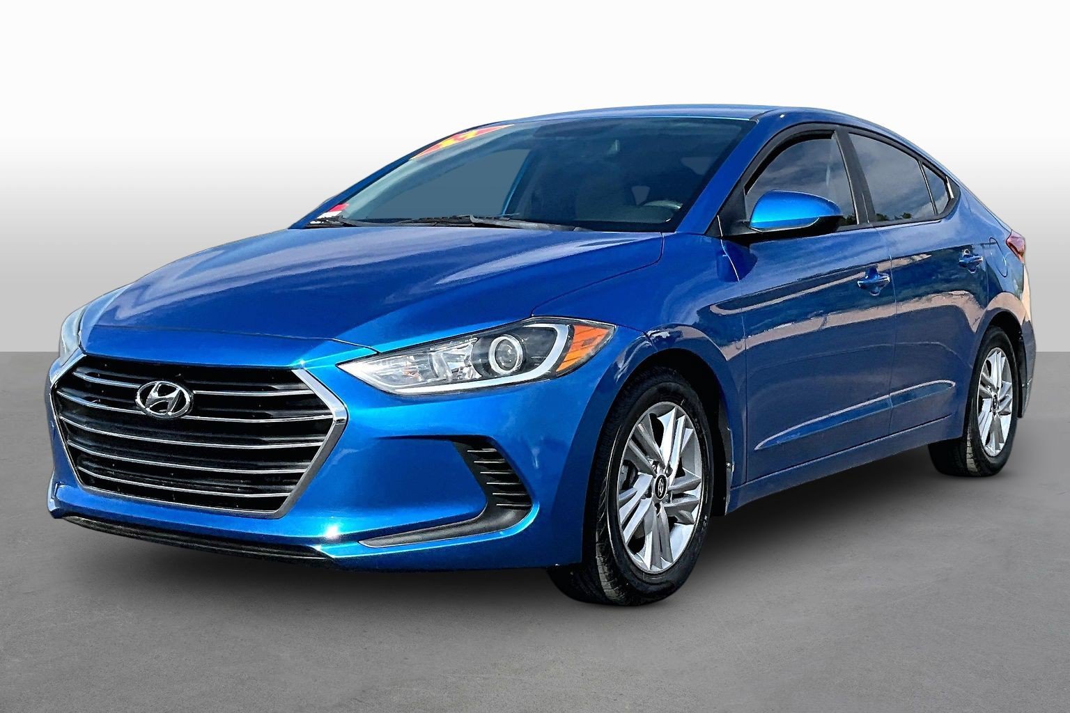 Used 2017 Hyundai Elantra SE