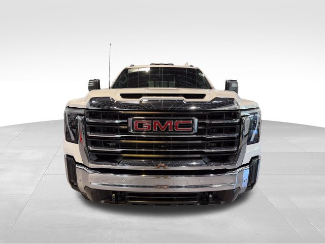 Used 2026 GMC Sierra 2500 SLT AWD/4WD image 2