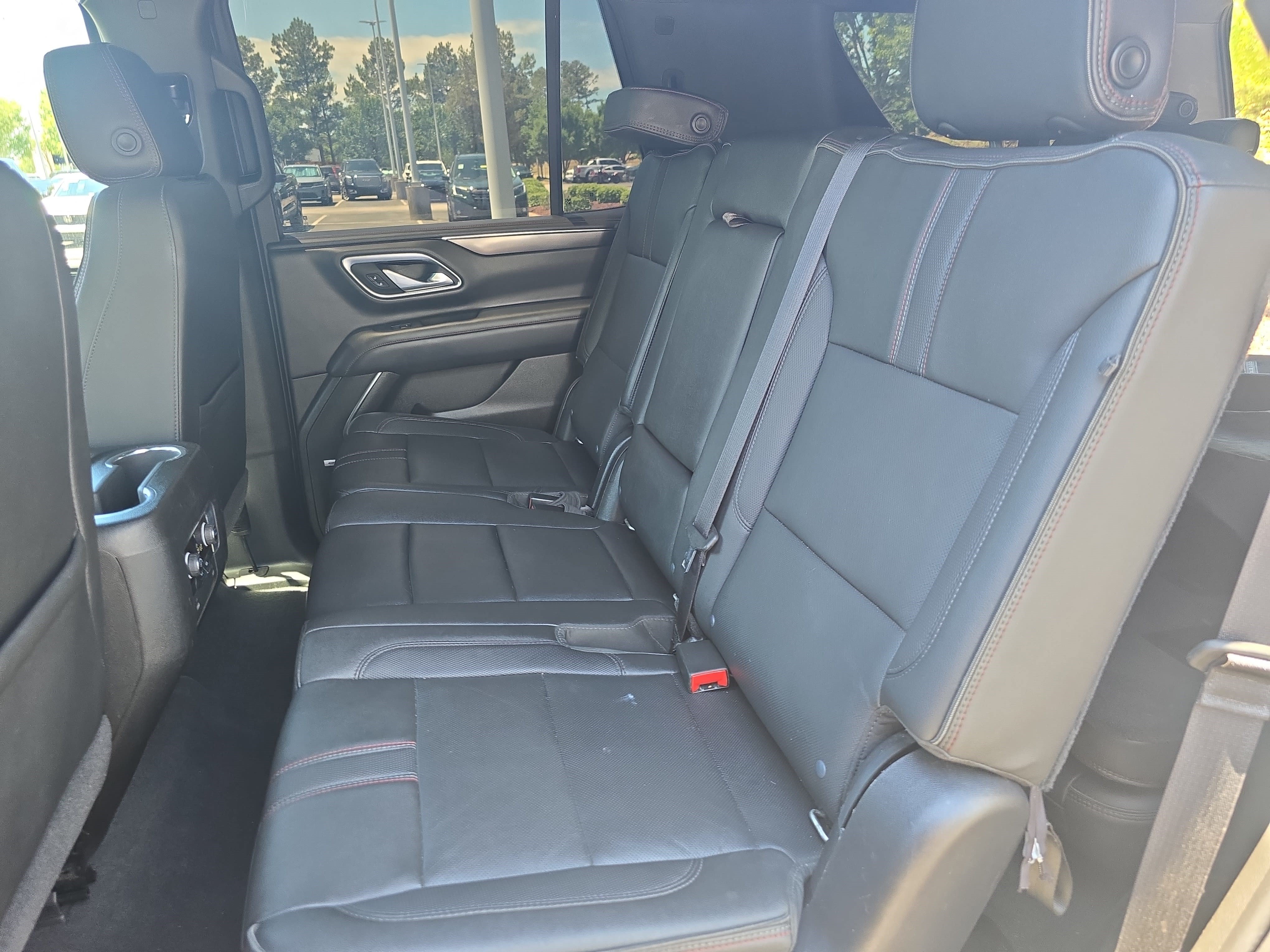 Used 2021 Chevrolet Tahoe RST AWD/4WD image 16