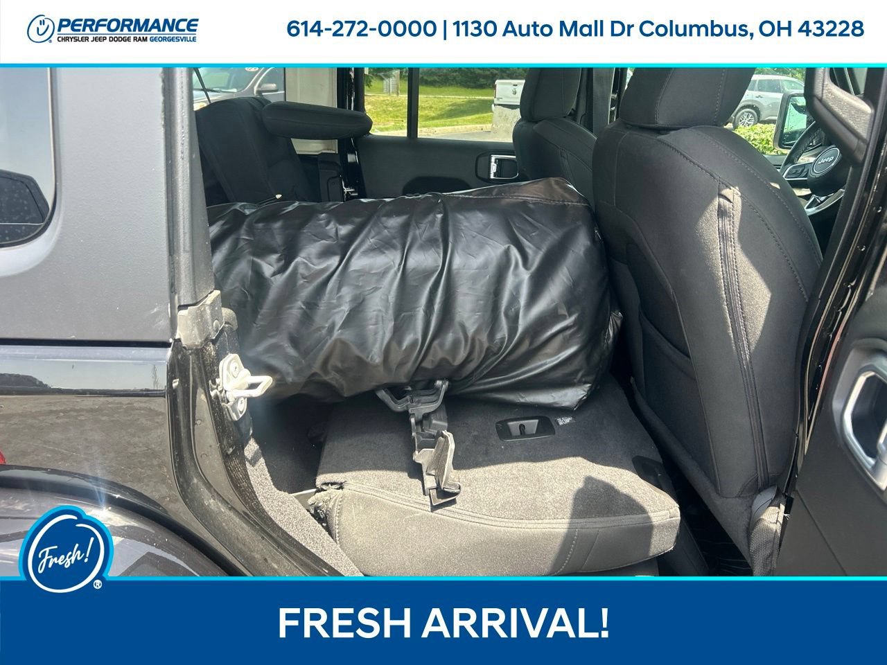 Used 2021 Jeep Wrangler Unlimited Sahara w/ Uconnect 4C Nav & Sound Group AWD/4WD image 15