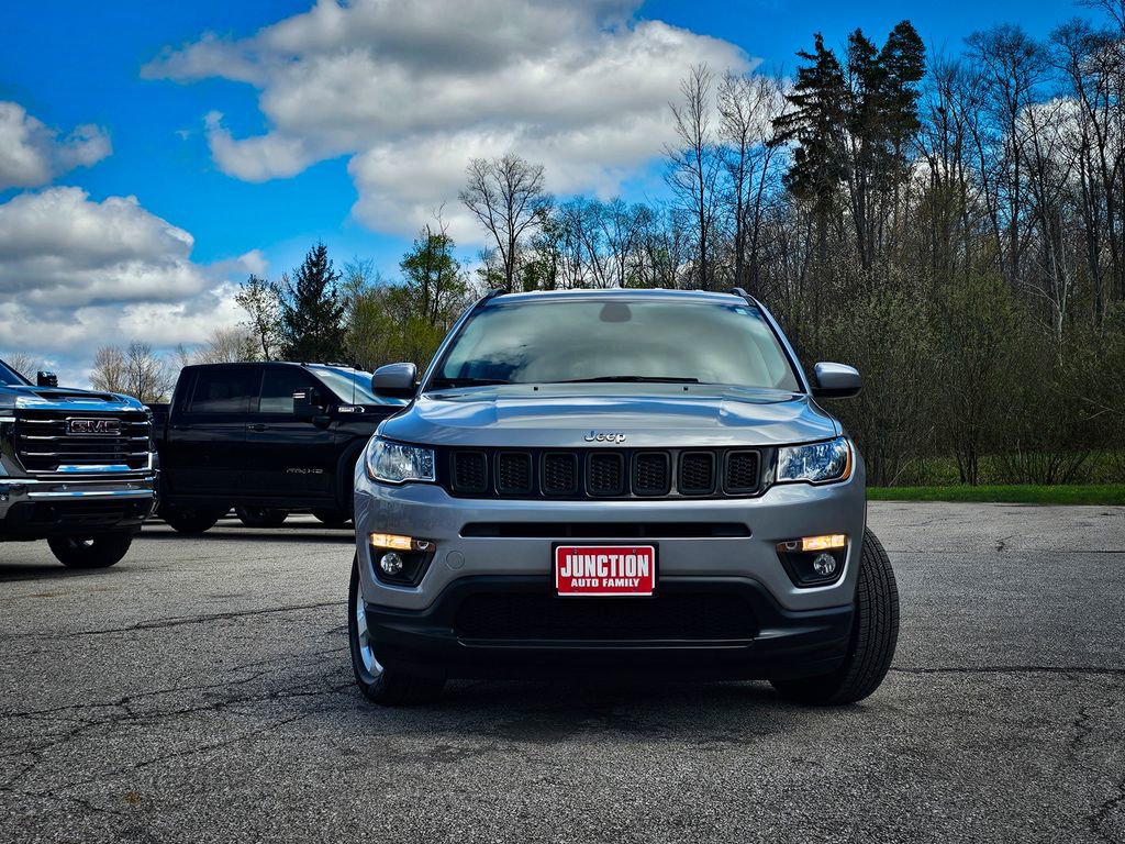 Used 2018 Jeep Compass Latitude w/ Popular Equipment Group image 8