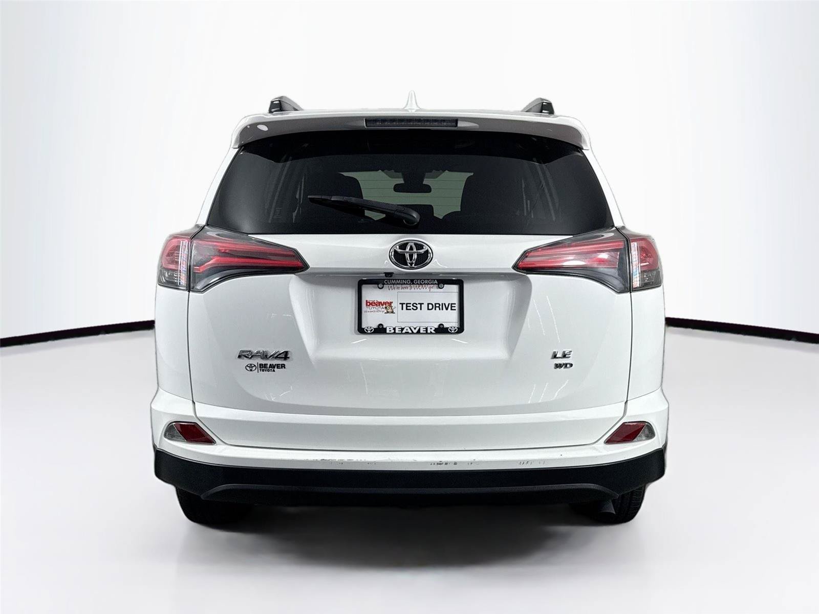 Used 2018 Toyota RAV4 LE w/ All Weather Liner Package AWD/4WD image 10