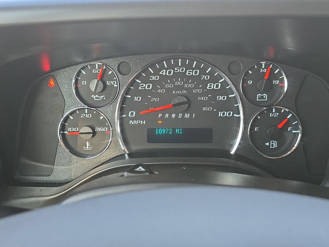 Certified 2025 Chevrolet Express 2500 w/ Driver Convenience Package RWD image 14
