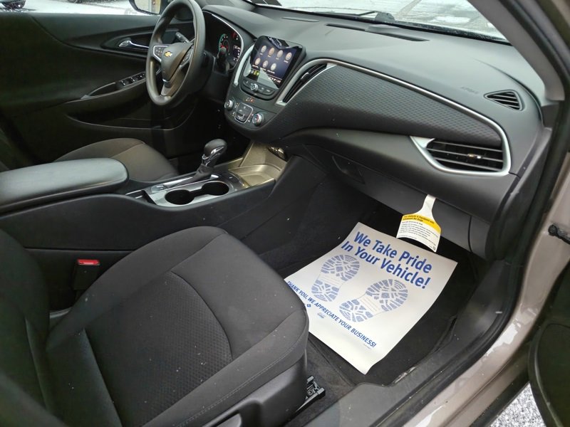 Certified 2023 Chevrolet Malibu LS image 18