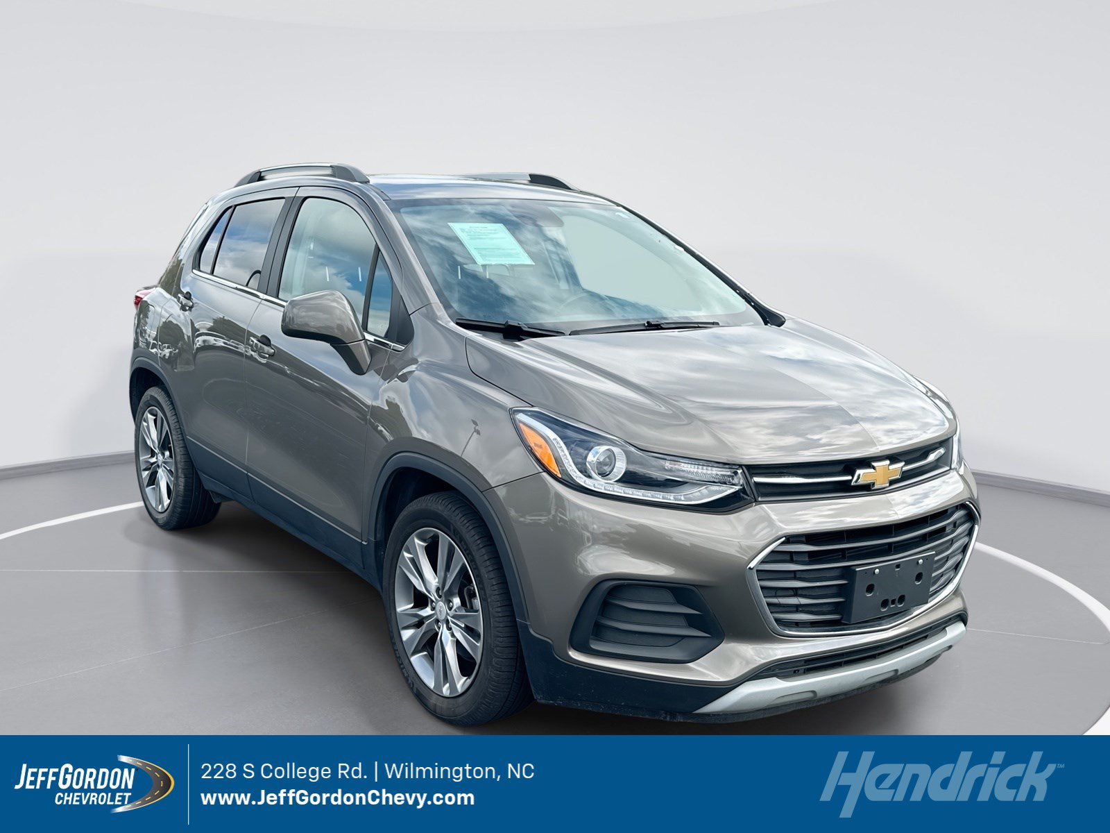 Used 2020 Chevrolet Trax LT w/ LT Convenience Package FWD video 1