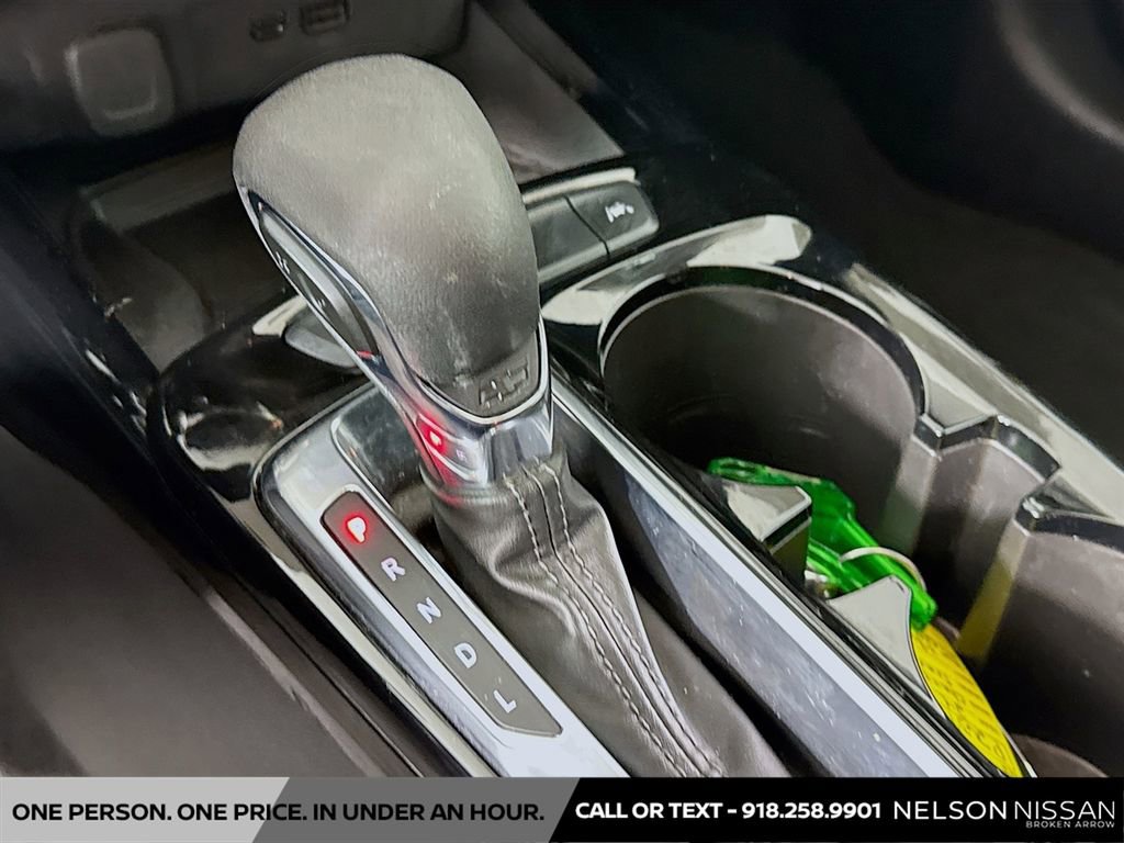 Used 2024 Chevrolet Trax ACTIV w/ Sunroof Package image 16