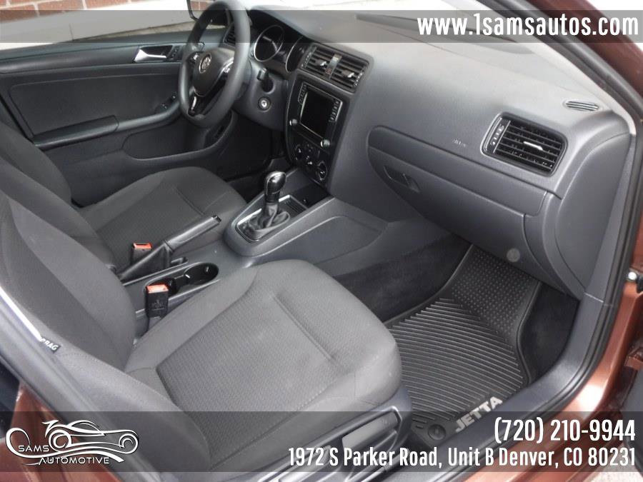 Used 2016 Volkswagen Jetta S image 36