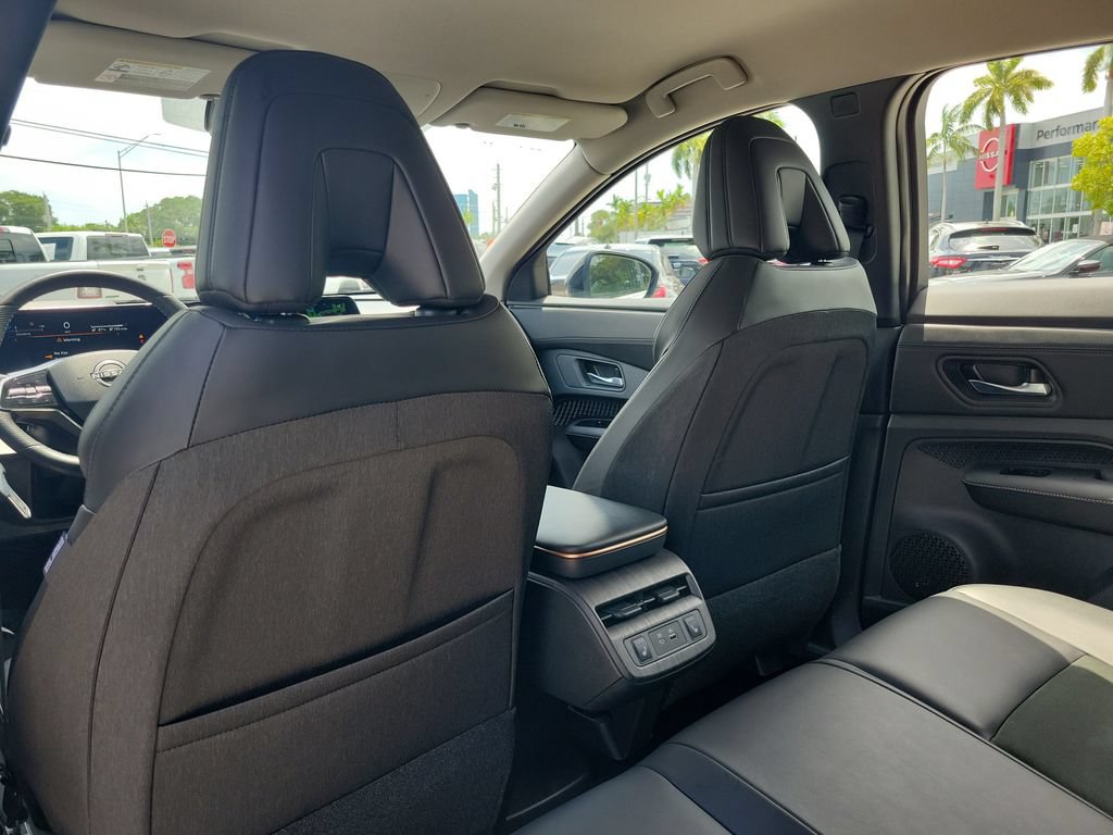 Certified 2024 Nissan Ariya AWD image 17