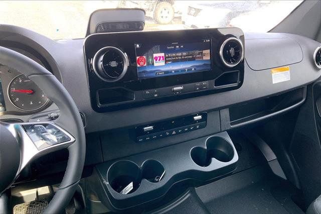 New 2026 Mercedes-Benz Sprinter 2500 image 6